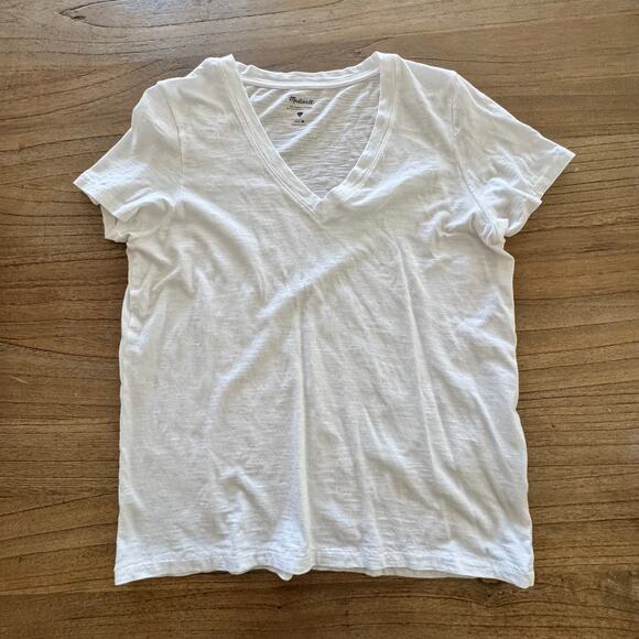 Madewell Tops - Madewell V-Neck Slub T-Shirt - Size M
